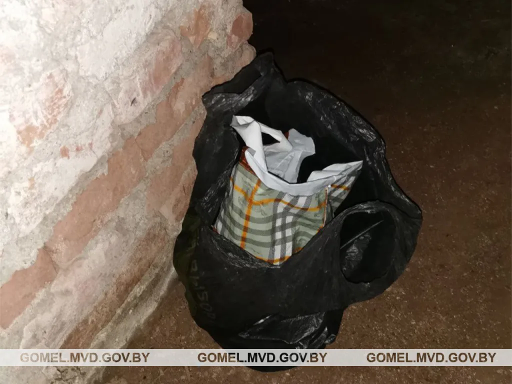 У жителя Калинковичей изъято более 1,5 кг насвая